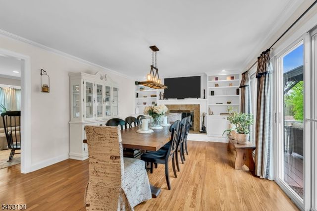 566 Glen Ridge Dr, Bridgewater Twp., NJ 08807