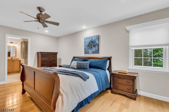 566 Glen Ridge Dr, Bridgewater Twp., NJ 08807