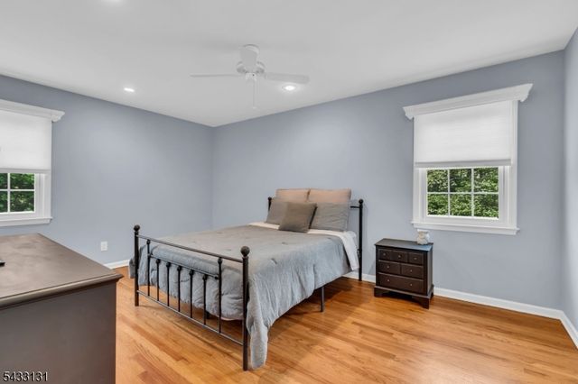 566 Glen Ridge Dr, Bridgewater Twp., NJ 08807