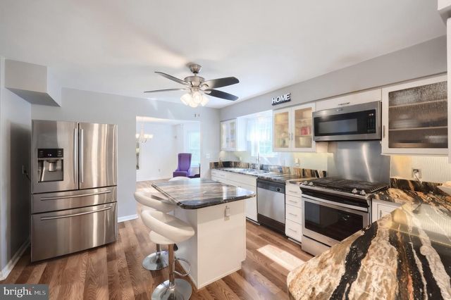 217 MOORE DR, Hanover, PA 17331