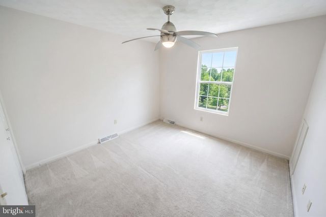 217 MOORE DR, Hanover, PA 17331