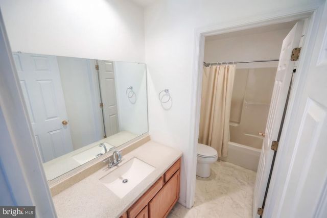 217 MOORE DR, Hanover, PA 17331