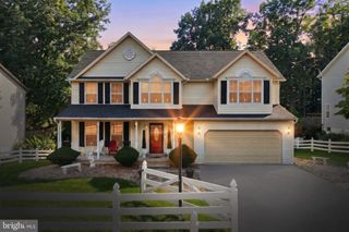 217 MOORE DR, Hanover, PA 17331