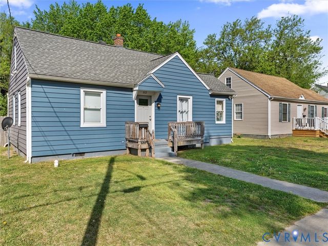 1112 Jett Ave, Colonial Heights, VA 23834