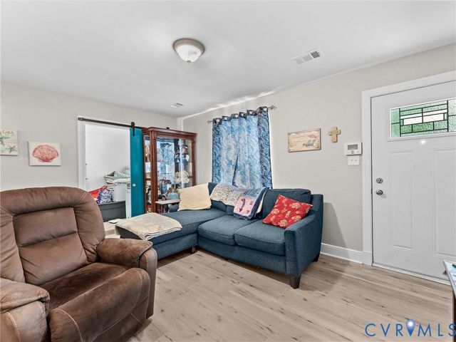 1112 Jett Ave, Colonial Heights, VA 23834