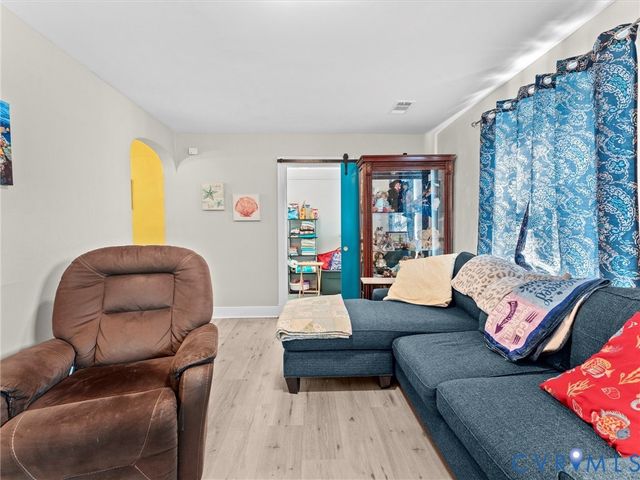 1112 Jett Ave, Colonial Heights, VA 23834