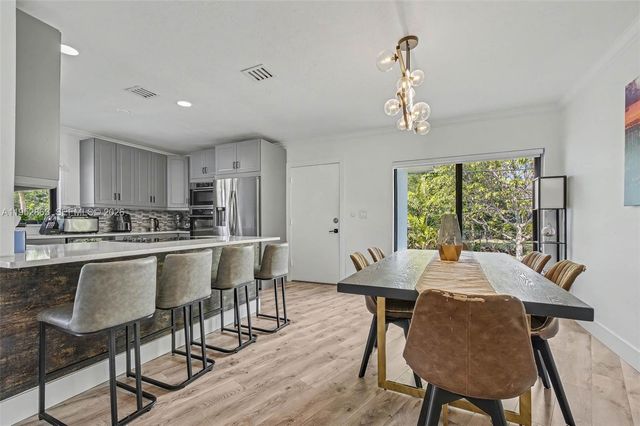 15815 SW 85th Ave, Palmetto Bay, FL 33157