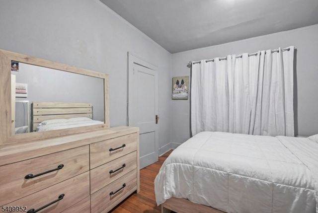 575 Sand Ford Ave, Newark City, NJ 07106