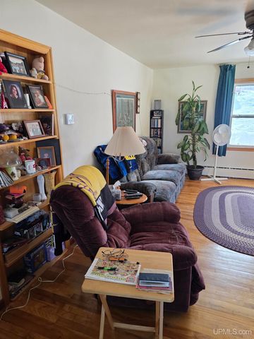 817 W Maple Street, Iron River, MI 49935