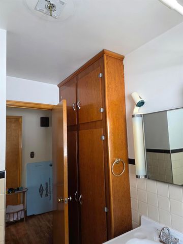 817 W Maple Street, Iron River, MI 49935