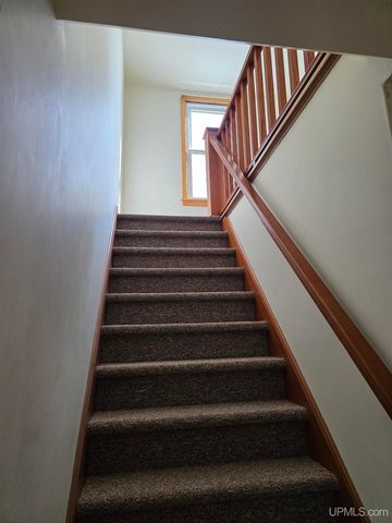 817 W Maple Street, Iron River, MI 49935