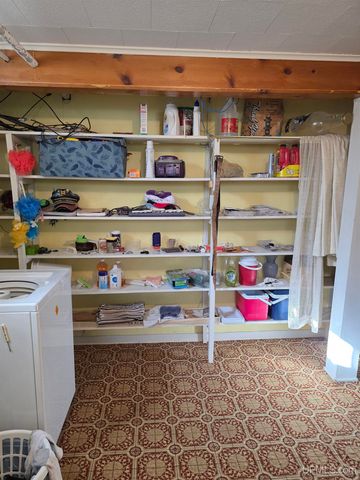 817 W Maple Street, Iron River, MI 49935