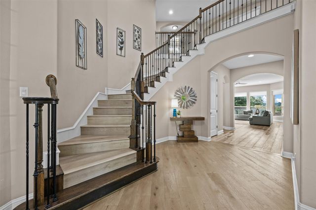 402 Raging River RD, Cedar Park, TX 78613