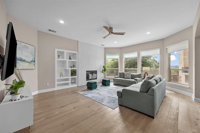 402 Raging River RD, Cedar Park, TX 78613