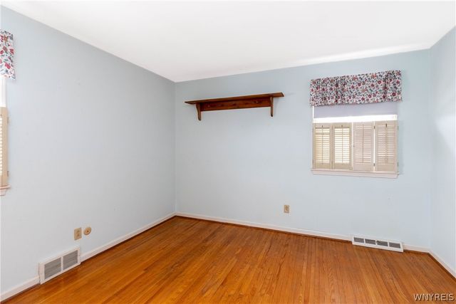 15 Presidents Walk, Amherst, NY 14221