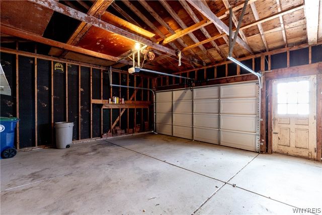 15 Presidents Walk, Amherst, NY 14221