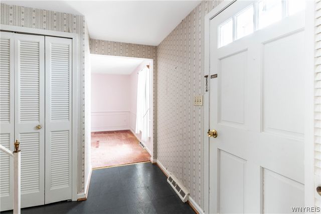 15 Presidents Walk, Amherst, NY 14221