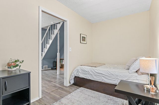 653 19th Avenue NE, Minneapolis, MN 55418