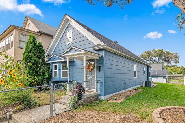 653 19th Avenue NE, Minneapolis, MN 55418
