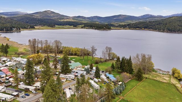 11776 N Hauser Lake RD, SPC 15, Hauser, ID 83854
