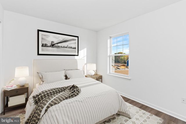 985 LOREWOOD GROVE RD, Middletown, DE 19709