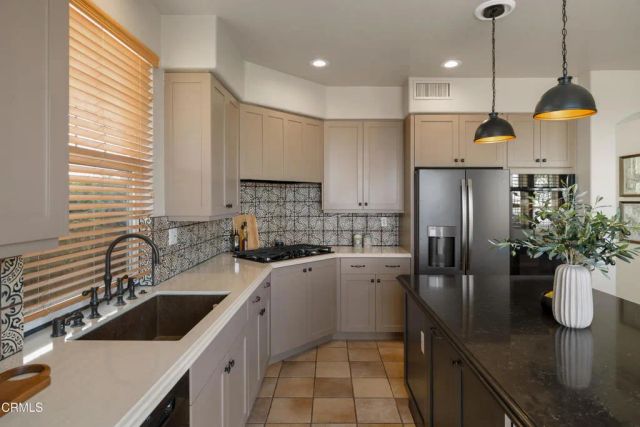 710 W Owen Court, Altadena, CA 91001