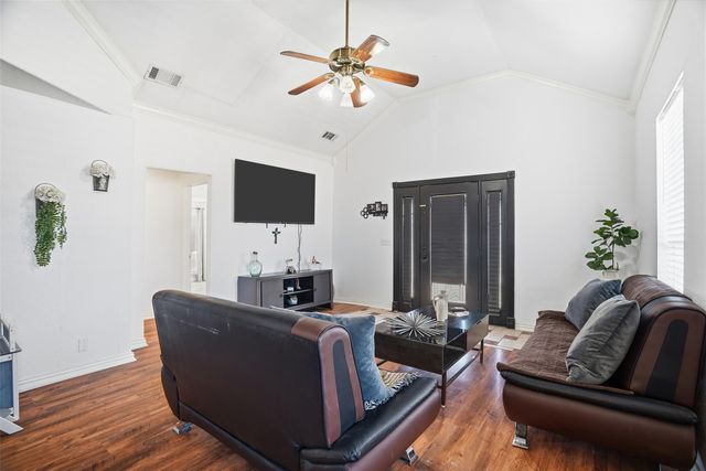 316 Liberty Street, Cleburne, TX 76031