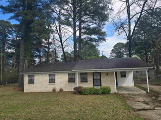 9307 Southwest Drive, Little Rock, AR 72209