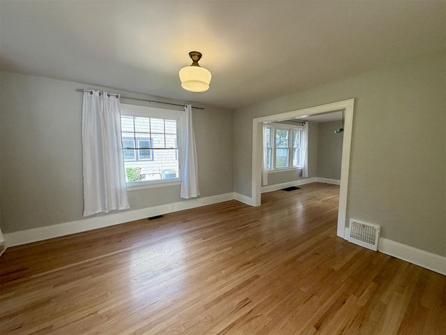 1201 Granger Avenue, Ann Arbor, MI 48104