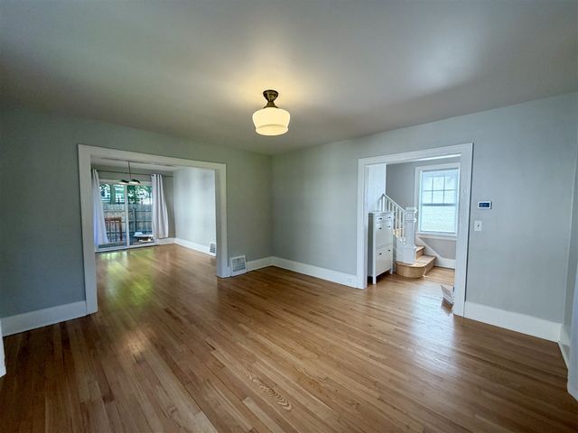 1201 Granger Avenue, Ann Arbor, MI 48104