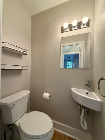 1201 Granger Avenue, Ann Arbor, MI 48104
