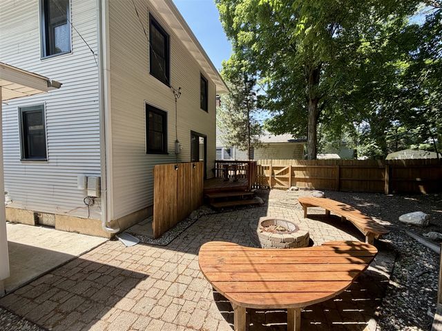 1201 Granger Avenue, Ann Arbor, MI 48104