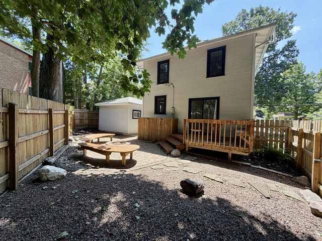 1201 Granger Avenue, Ann Arbor, MI 48104