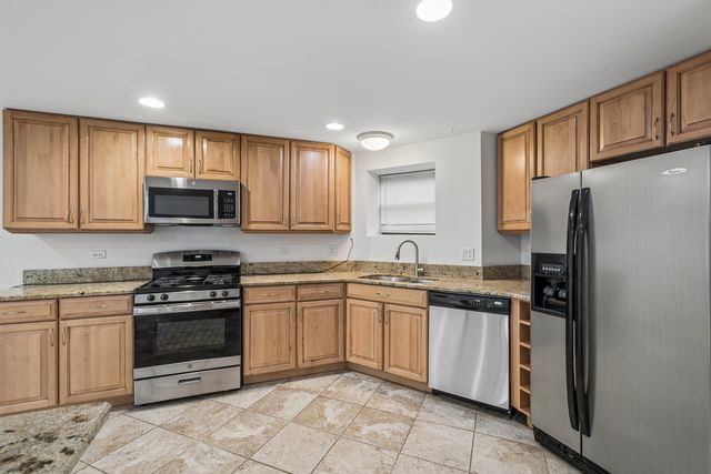 1416 W Carmen Avenue G, Chicago, IL 60640