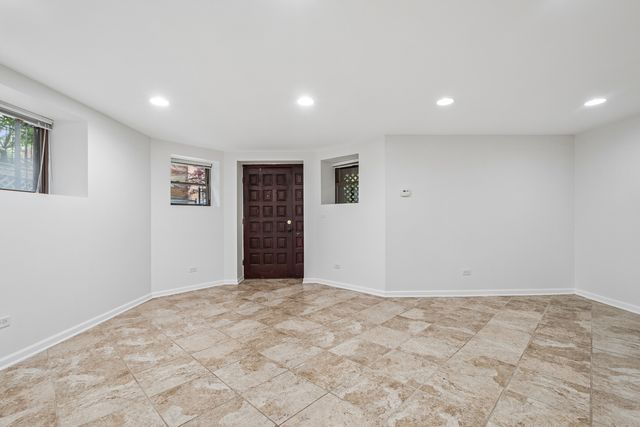 1416 W Carmen Avenue G, Chicago, IL 60640