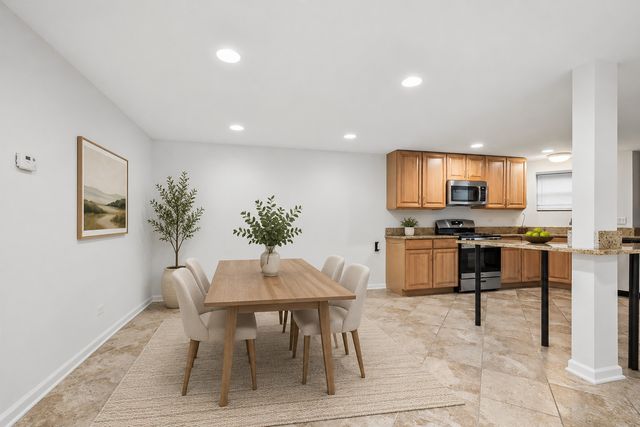 1416 W Carmen Avenue G, Chicago, IL 60640