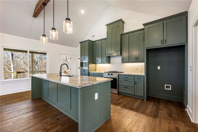 12 Claypole Lane, Bella Vista, AR 72715