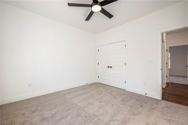 12 Claypole Lane, Bella Vista, AR 72715