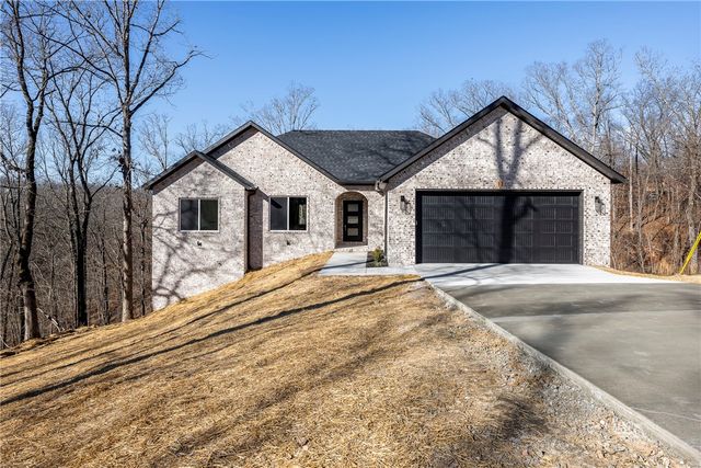 12 Claypole Lane, Bella Vista, AR 72715