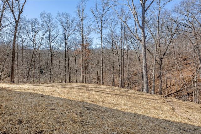 12 Claypole Lane, Bella Vista, AR 72715