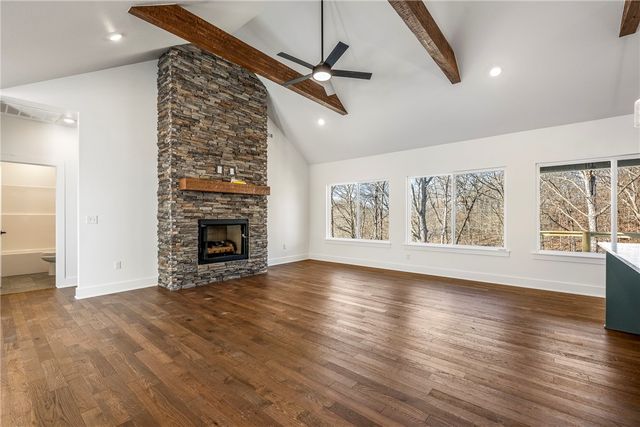 12 Claypole Lane, Bella Vista, AR 72715