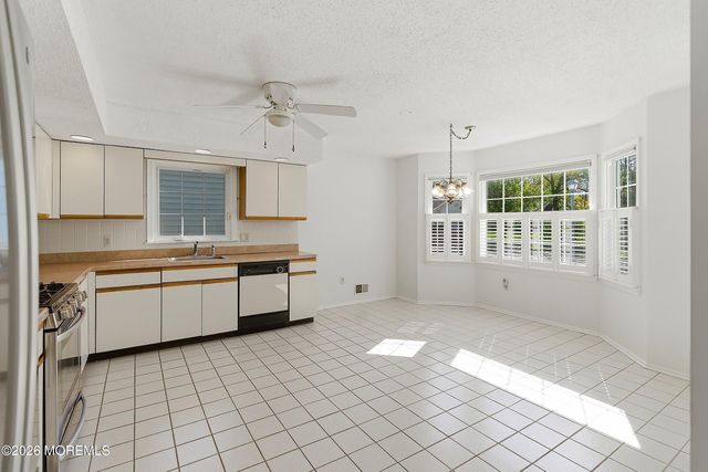 10 Springhill Drive, Brick, NJ 08724