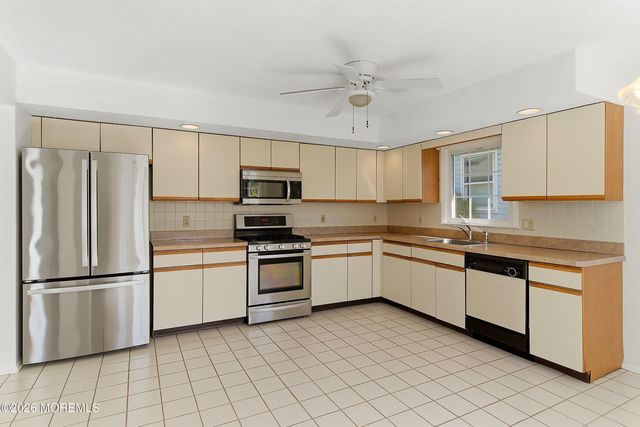 10 Springhill Drive, Brick, NJ 08724
