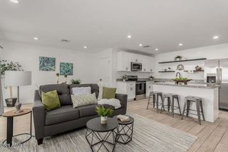 5236 S 13TH Place, Phoenix, AZ 85040