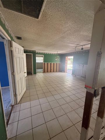 4025 SE 17TH STREET, Ocala, FL 34471