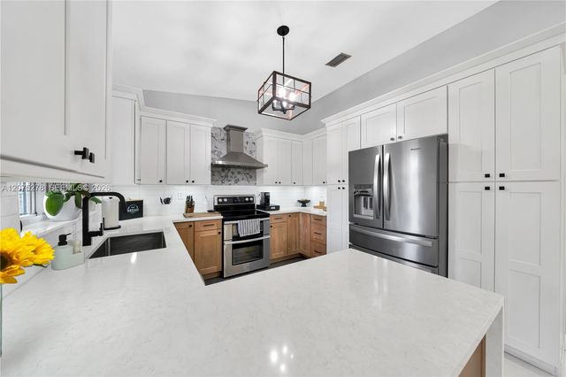 15123 SW 179th Street, Miami, FL 33187
