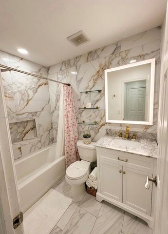 7431 Tam Oshanter Blvd 7431, North Lauderdale, FL 33068