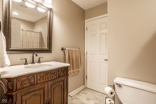 12554 Fieldstone Place, Fishers, IN 46038