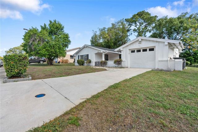 8517 SUNFLOWER LANE, Hudson, FL 34667