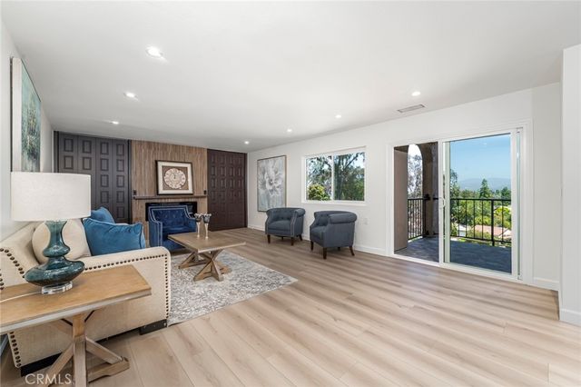 5372 Punta Alta 1C, Laguna Woods, CA 92637
